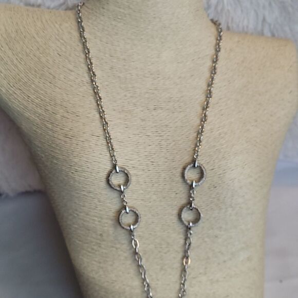 VTG CROWN TRIFARI NECKLACE - Picture 3 of 5